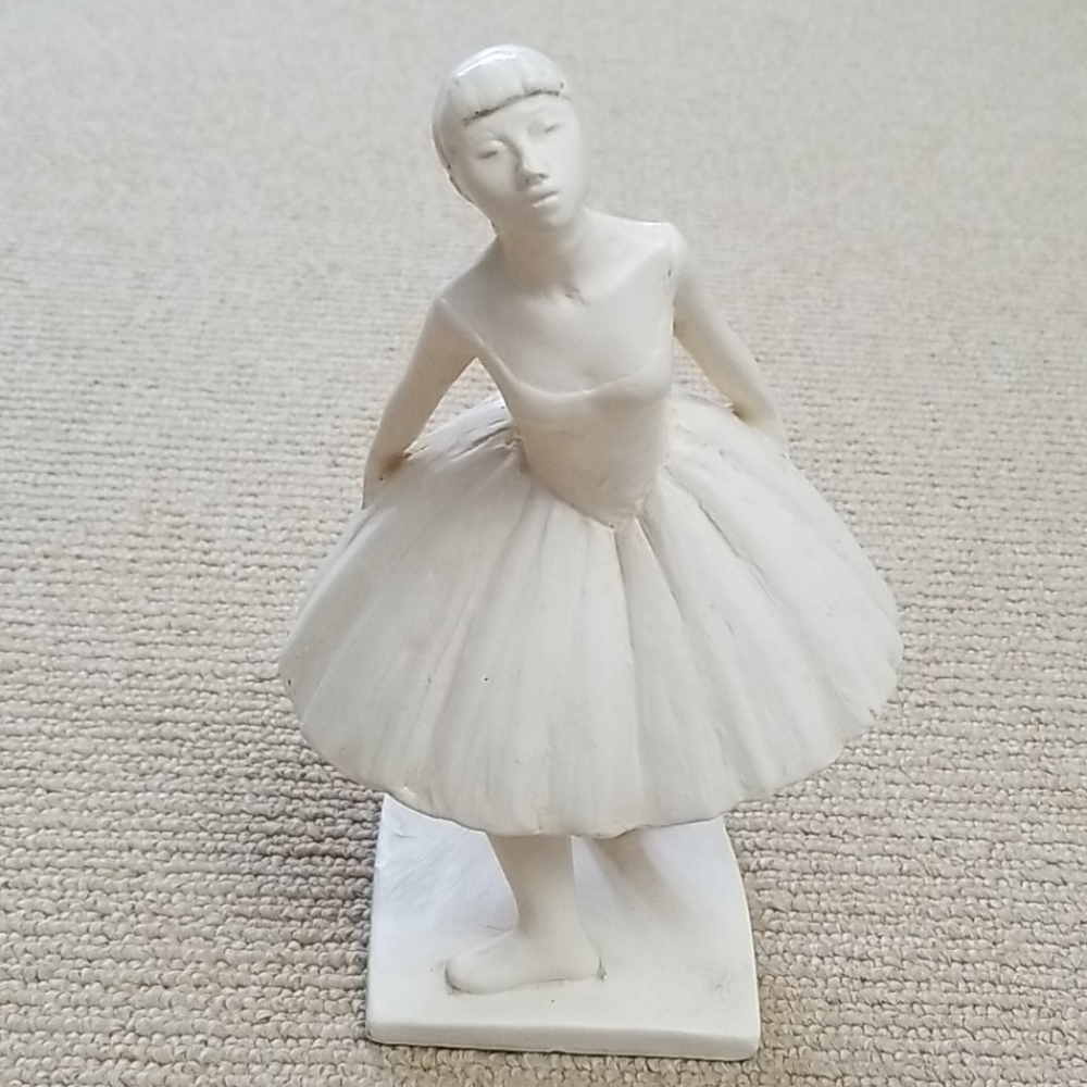 Fred Press ballet statue